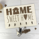 Оригінальна дерев'яна ключниця "Sweet home" - image-0