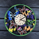 Кольоровий настінний годинник з дерева "Вальс метеликів" - image-0