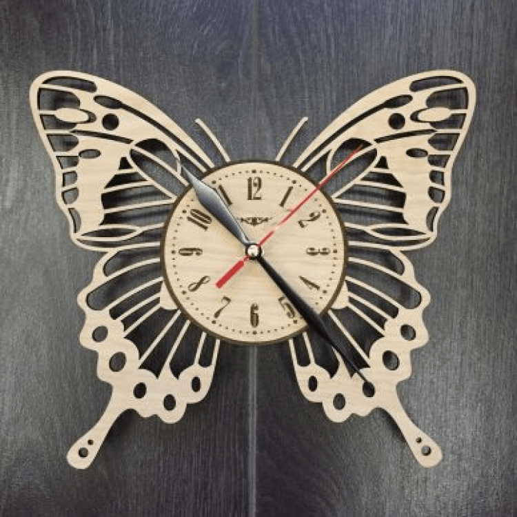 Дерев'яний настінний годинник  "Метелик" - image-0