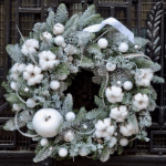 CHRISTMAS WREATH "SNOW QUEEN" - image-0