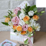Composition in ornamental flowerpot "Caramel Dessert" - image-0