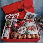 Подарунковий жіночий набір у червоній коробці - image-0